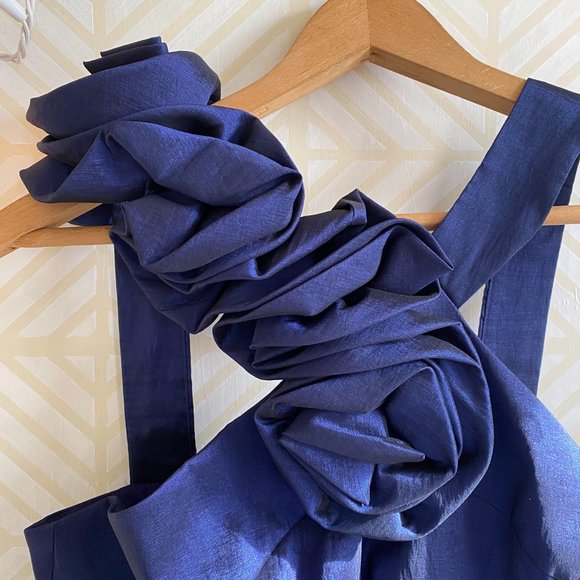 Cache Dress - Picture 7 of 12